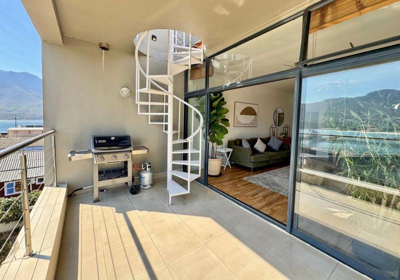 2 Bedroom Property for Sale in Hout Bay Western Cape